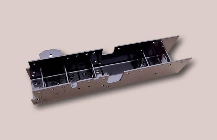 strg-box-brkt-ext-03-1920w